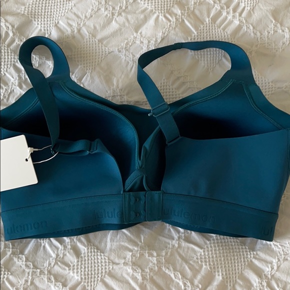 Lululemon Fine Form Bra - Picture 2 of 4